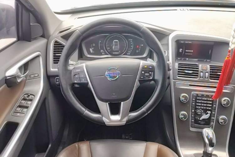 Used Volvo XC60 2014 T6 Zhiyi Edition Steering Wheel