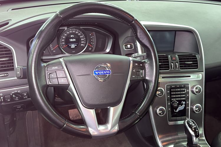 Used Volvo XC60 2014 T5 Zhiyi Edition Steering Wheel