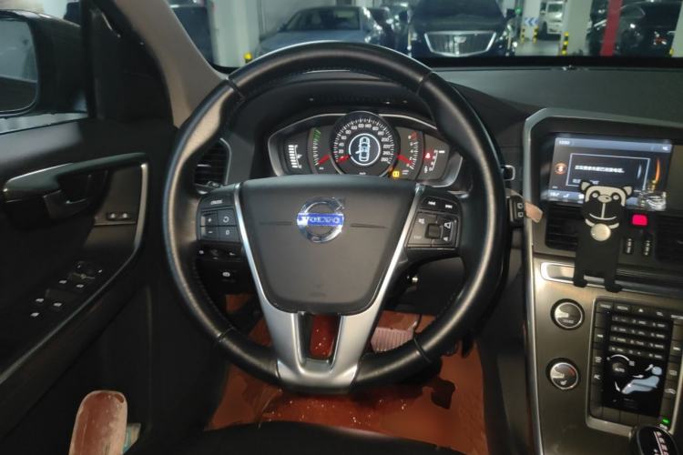 Used Volvo XC60 2014 T5 Zhiyi Edition Steering Wheel
