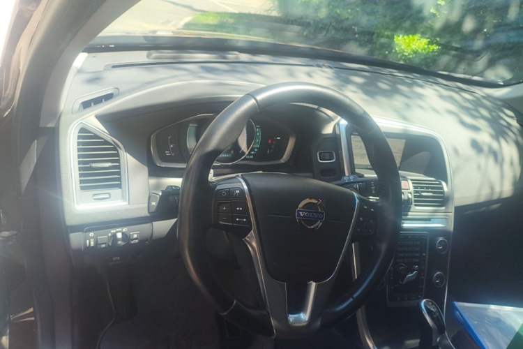 Used Volvo XC60 2014 Restyled T5 Zhiya Edition Steering Wheel
