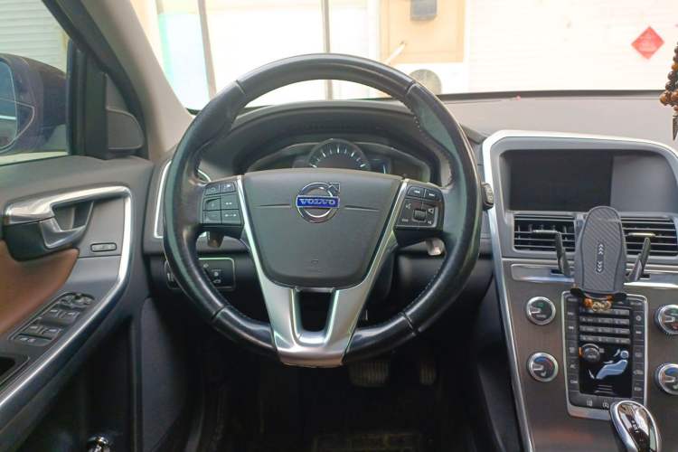 Used Volvo XC60 2014 Restyled T5 Zhiya Edition Steering Wheel