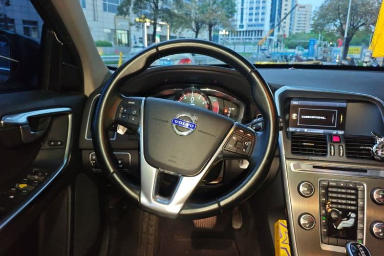 Used Volvo XC60 2014 T6 Zhiyi Edition Steering Wheel