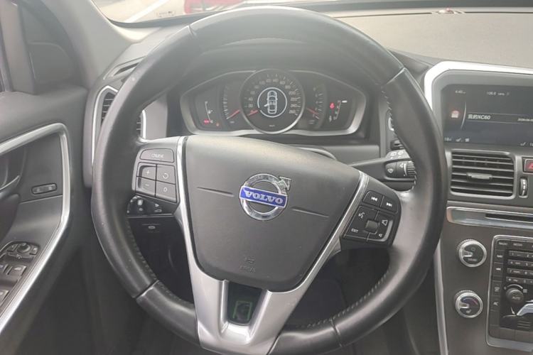 Used Volvo XC60 2014 T5 Zhiyi Edition Steering Wheel