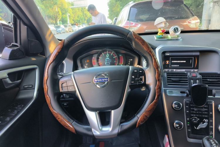 Used Volvo XC60 2014 T6 Zhiyi Edition Steering Wheel