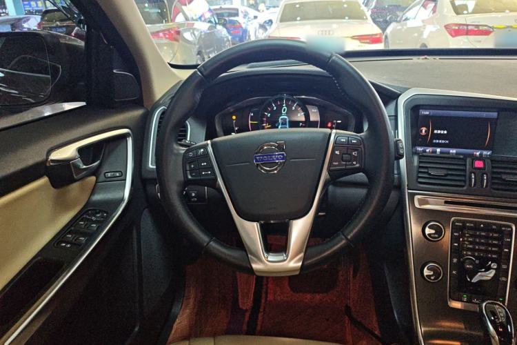 Used Volvo XC60 2014 T5 Zhiya Edition Steering Wheel