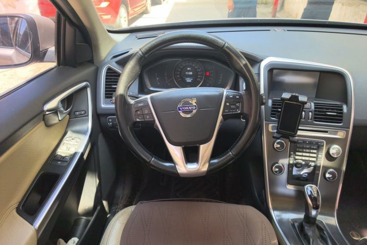 Used Volvo XC60 2014 T5 Zhiya Edition Steering Wheel