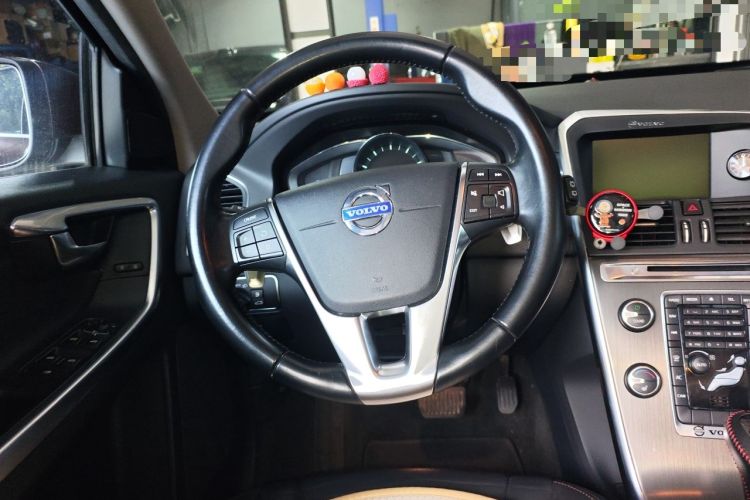 Used Volvo XC60 2014 T6 Zhiyi Edition Steering Wheel