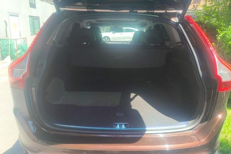 Used Volvo XC60 2014 Restyled T5 Zhiya Edition Trunk