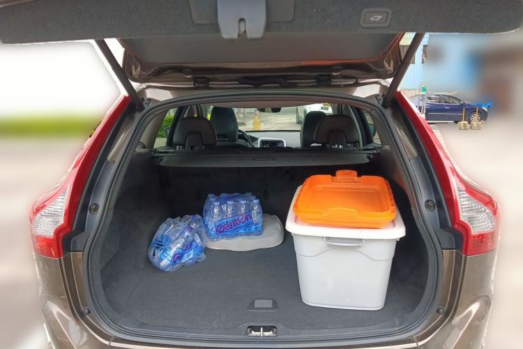 Used Volvo XC60 2014 T5 Zhiyi Edition Trunk
