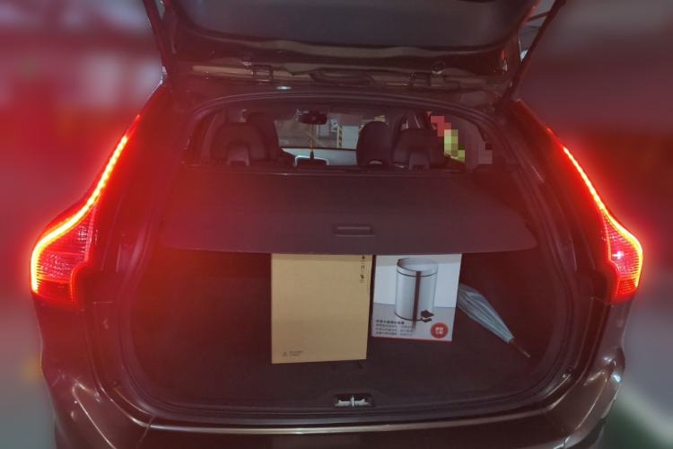 Used Volvo XC60 2014 T5 Zhiyi Edition Trunk