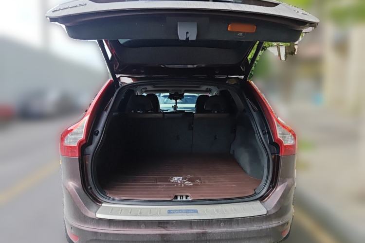 Used Volvo XC60 2014 T5 Zhiya Edition Trunk