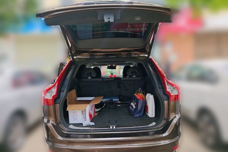 Used Volvo XC60 2014 T5 Zhiya Edition Trunk