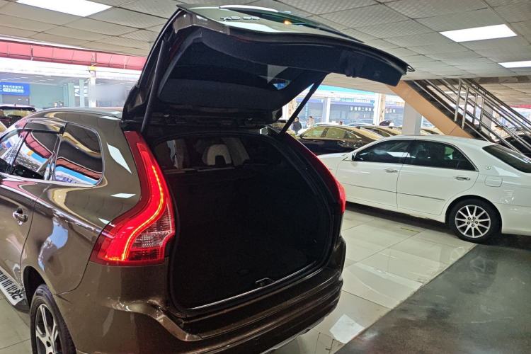 Used Volvo XC60 2014 T5 Zhiya Edition Trunk
