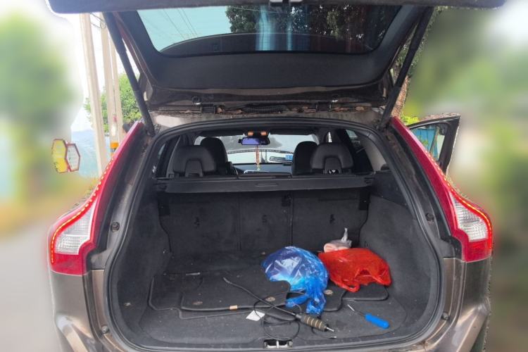 Used Volvo XC60 2014 Facelift T5 Zhiyi Edition Trunk