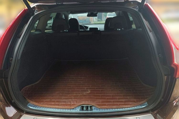 Used Volvo XC60 2014 T5 Zhiya Edition Trunk