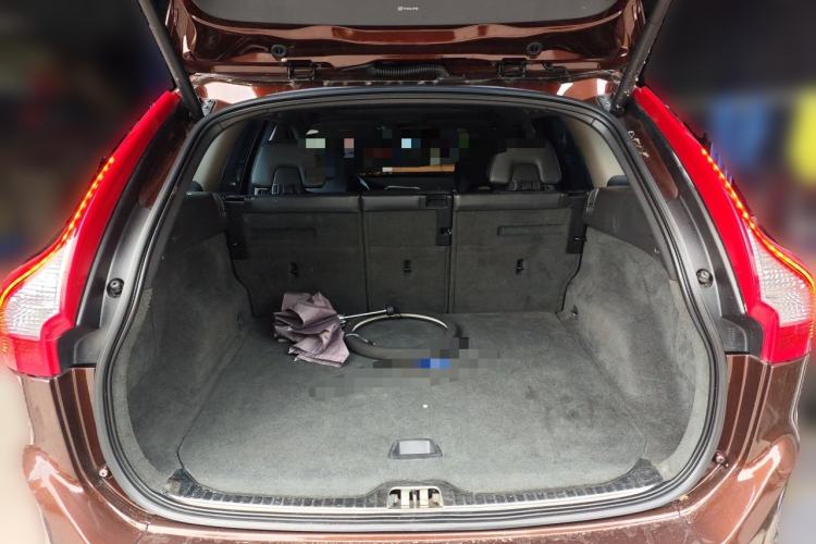 Used Volvo XC60 2014 T6 Zhiyi Edition Trunk