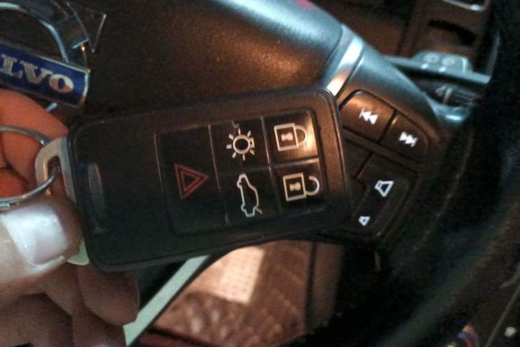 Used Volvo XC60 2014 T5 Zhiyi Edition Vehicle Key