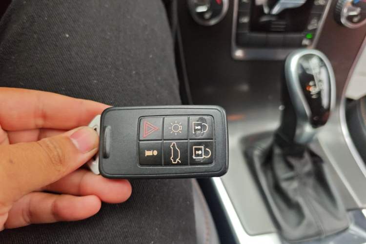 Used Volvo XC60 2014 T6 Zhiyi Edition Vehicle Key