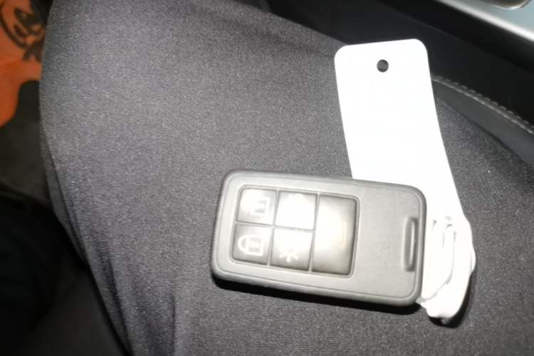Used Volvo XC60 2014 T5 Zhiyi Edition Vehicle Key