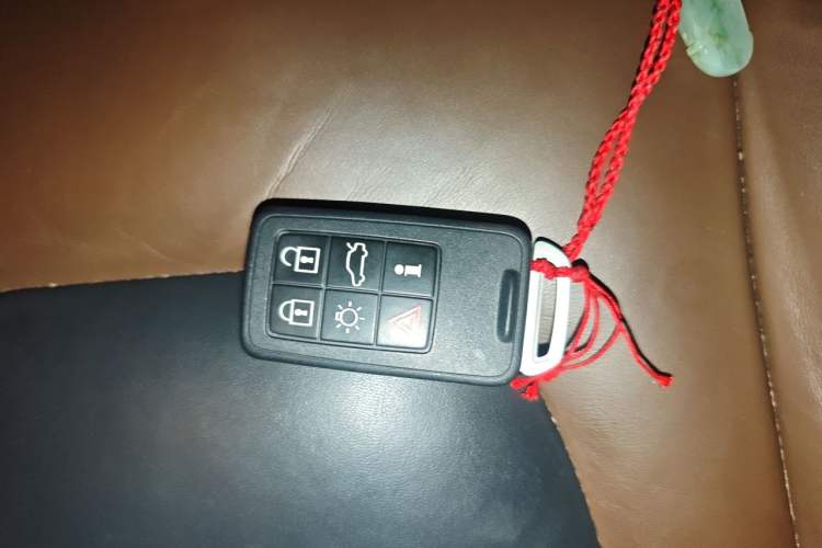 Used Volvo XC60 2014 T6 Zhiyi Edition Vehicle Key