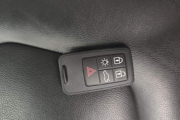 Used Volvo XC60 2014 T5 Zhiyi Edition Vehicle Key