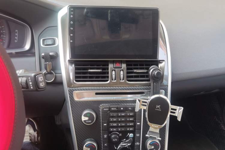 Used Volvo XC60 2014 Facelift T5 Zhiyi Edition Audio And AC Panel