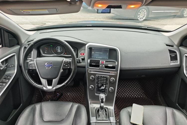Used Volvo XC60 2014 Facelift T5 Zhiyi Edition Center Console