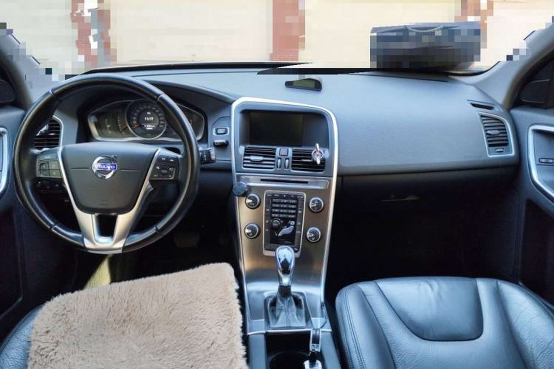 Used Volvo XC60 2014 T5 Zhiyi Edition Center Console