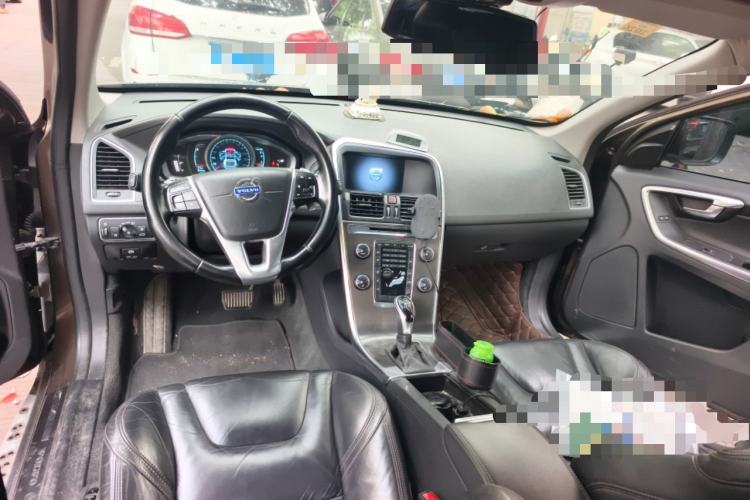 Used Volvo XC60 2014 T6 Zhiyi Edition Center Console