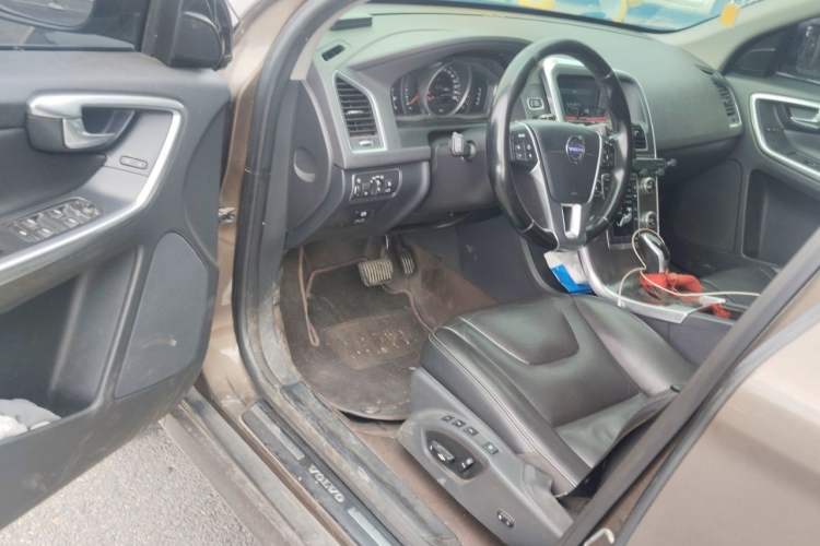 Used Volvo XC60 2014 T5 Zhiyi Edition Driver Seat