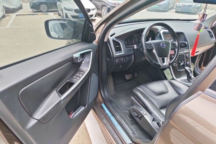 Used Volvo XC60 2014 T5 Zhiyi Edition Driver Seat