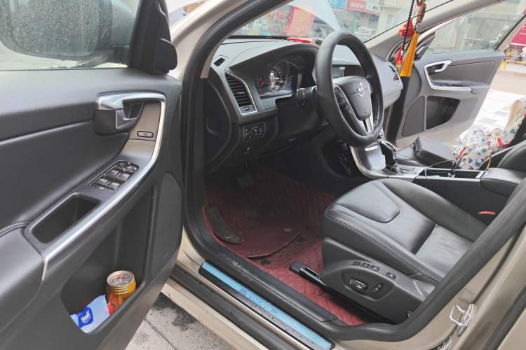 Used Volvo XC60 2014 T5 Zhiyi Edition Driver Seat
