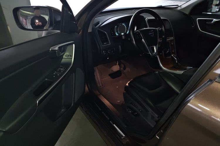 Used Volvo XC60 2014 Facelift T5 Zhiyi Edition Driver Seat