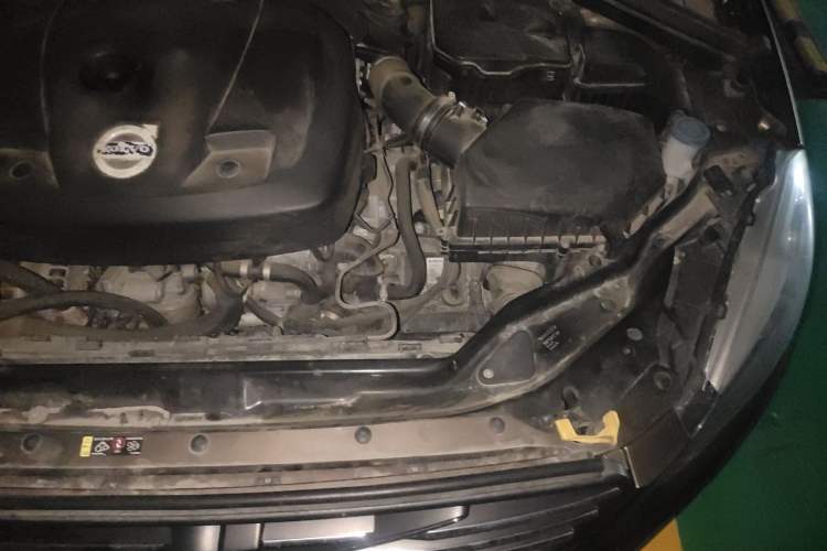 Used Volvo XC60 2014 Restyled T5 Zhiya Edition Engine Bay Left