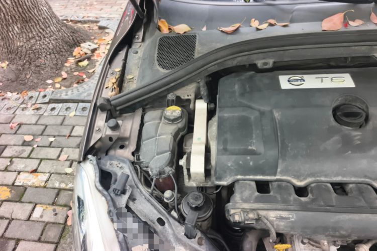 Used Volvo XC60 2014 T6 Zhiyi Edition Engine Bay Right
