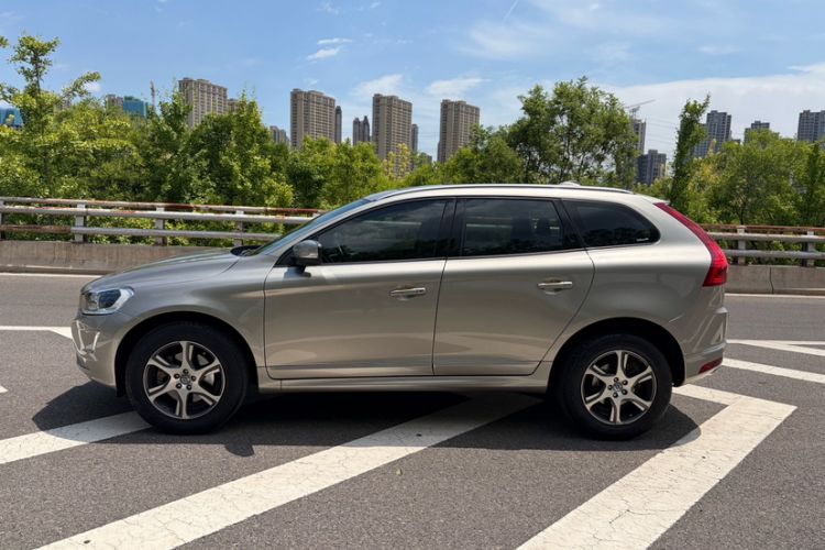 Used Volvo XC60 2014 T5 Zhiyi Edition Exterior 3