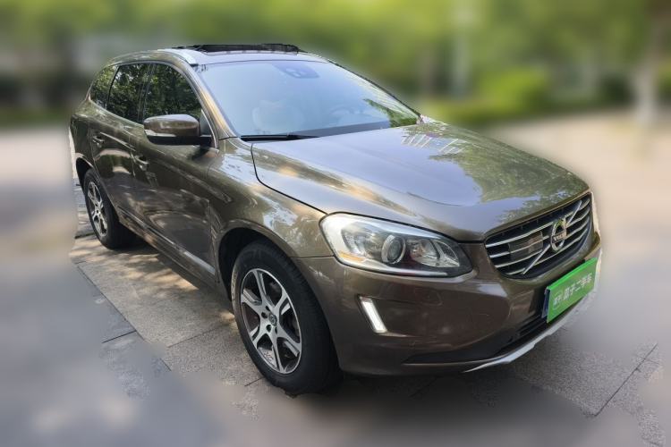 Used Volvo XC60 2014 T5 Zhiya Edition Front Right 45 Deg