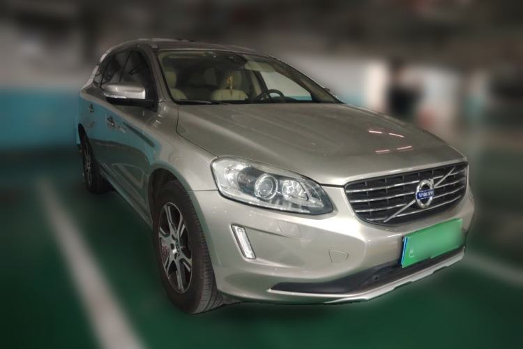 Used Volvo XC60 2014 T5 Zhiyi Edition Front Right 45 Deg