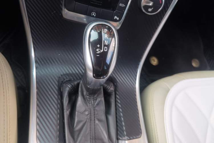 Used Volvo XC60 2014 Facelift T5 Zhiyi Edition Gear Lever