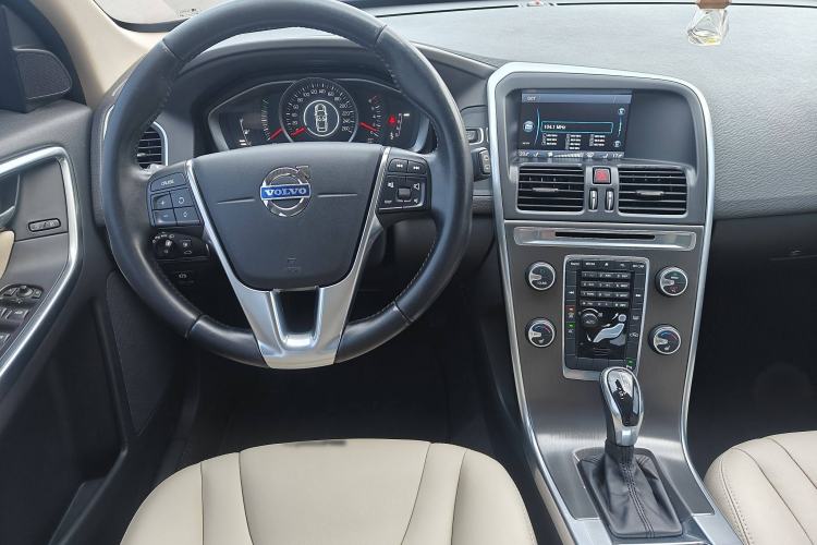 Used Volvo XC60 2014 T5 Zhiyi Edition Gear Lever