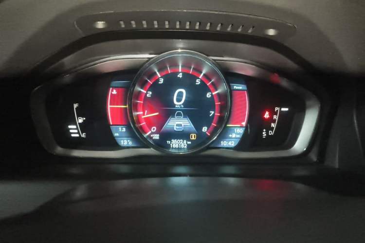 Used Volvo XC60 2014 T5 Zhiya Edition Instrument Cluster
