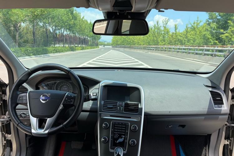 Used Volvo XC60 2014 T5 Zhiyi Edition Interior 1