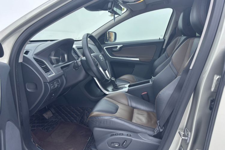 Used Volvo XC60 2014 T5 Zhiya Edition Interior 2