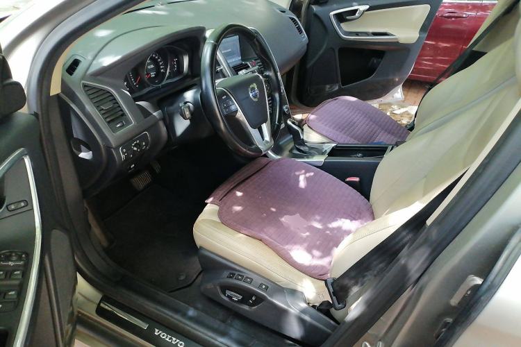 Used Volvo XC60 2014 T5 Zhiyi Edition Interior 3