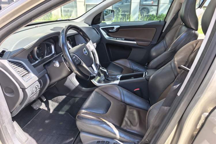 Used Volvo XC60 2014 T6 Zhiyi Edition Interior 3