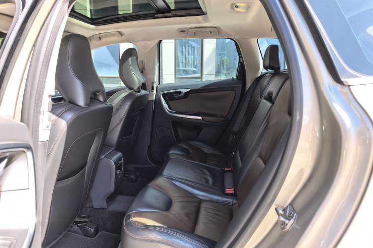 Used Volvo XC60 2014 T6 Zhiyi Edition Interior 4