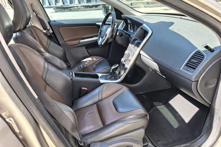 Used Volvo XC60 2014 T6 Zhiyi Edition Interior 5