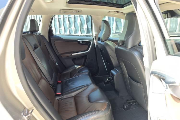 Used Volvo XC60 2014 T6 Zhiyi Edition Interior 6