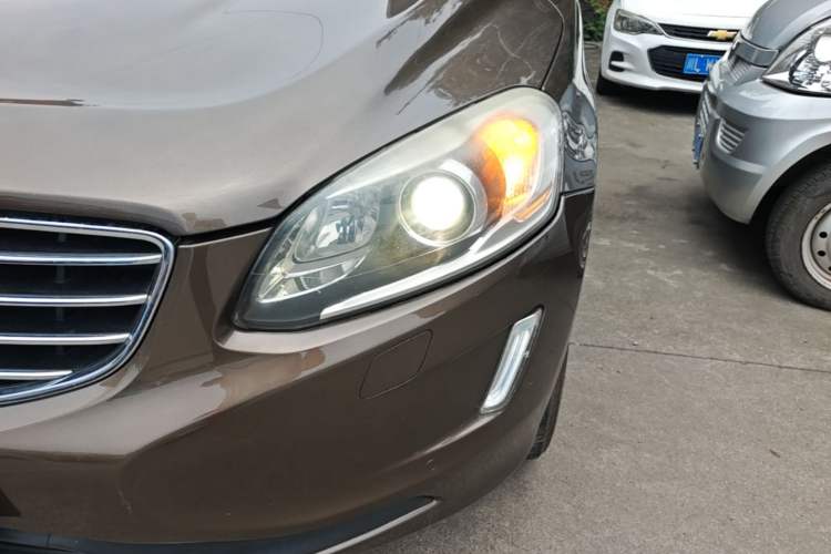 Used Volvo XC60 2014 Facelift T5 Zhiyi Edition Left Front Headlight