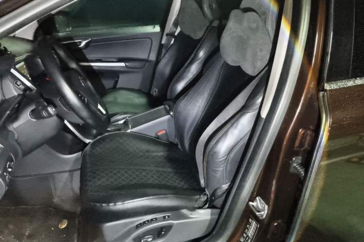 Used Volvo XC60 2014 T5 Zhiya Edition Left Front Seat